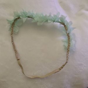 Claire’s turquoise braided flower crown